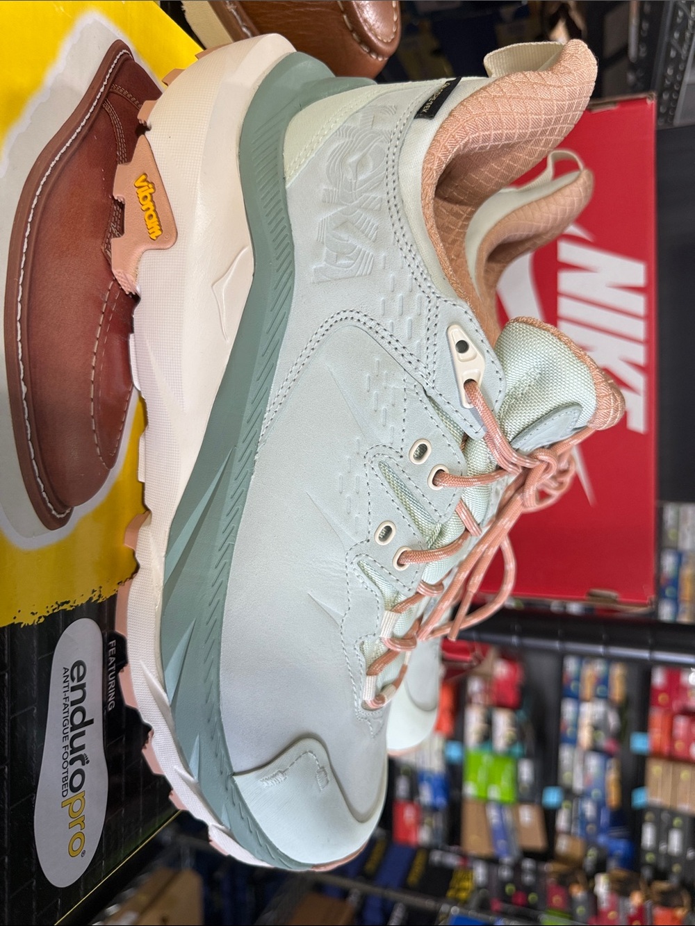 New w/o box Hoka Kaha 2 Low Women's Sz 11 Trail Sneakers in Mint Green and Blush